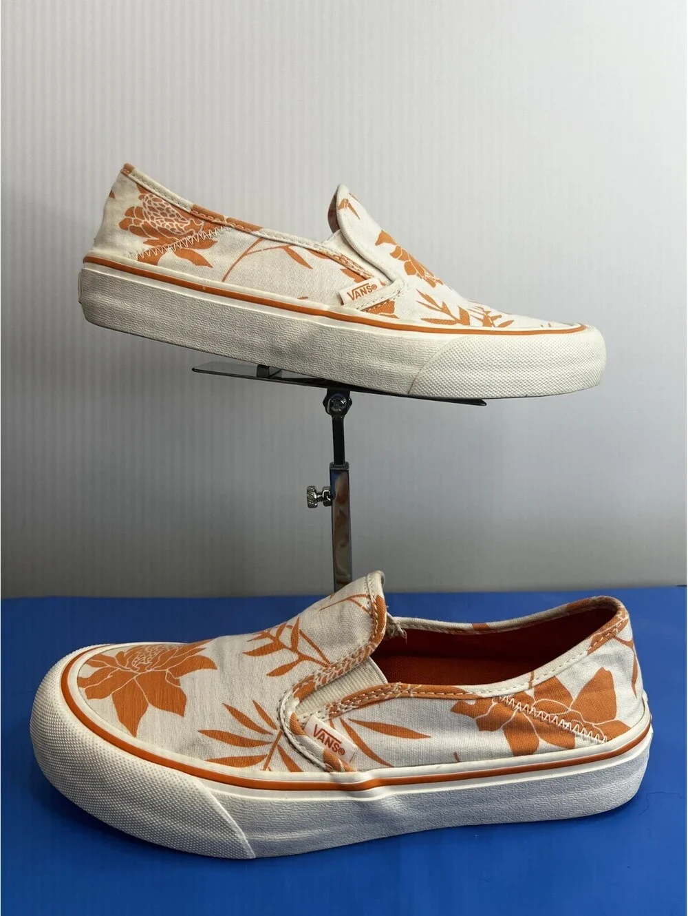 Vans Classic Slip-On Orange Floral Cream Canvas Shoes Men 7 Women 8.5